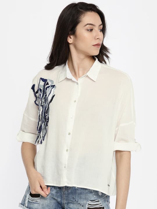 Vero Moda Women White Regular Fit Self Design Casual Shirt