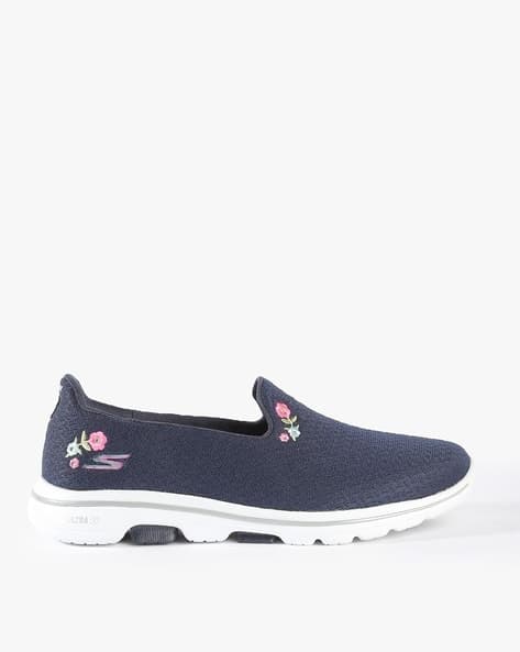 Go Walk 5-Garland Slip-On Shoes