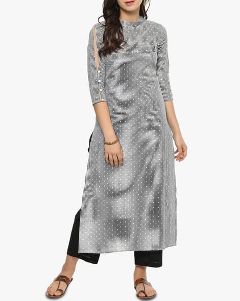 Striped Straight Kurta with Cut-Out Sleeves