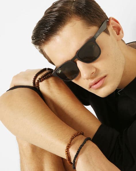 Full-Rim UV-Protected Wayfarers